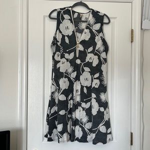 Blue and white, floral dress, Size XL, above the knee length.